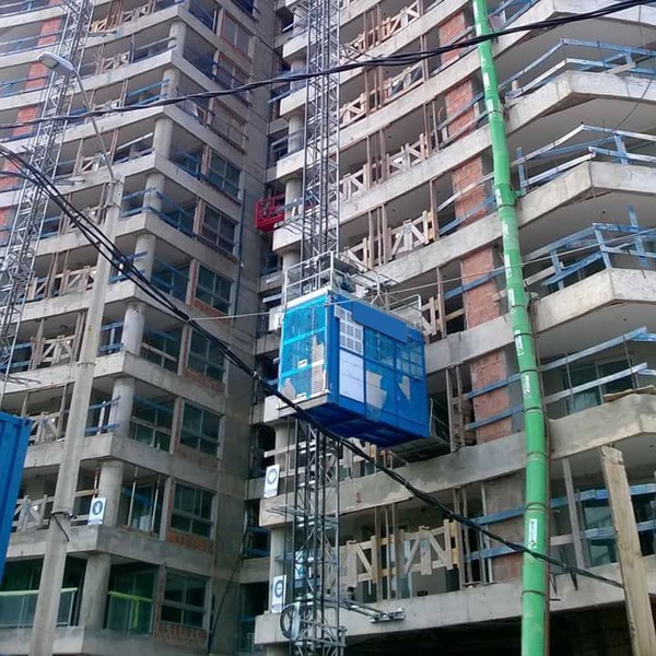 construction elevator in Argentina