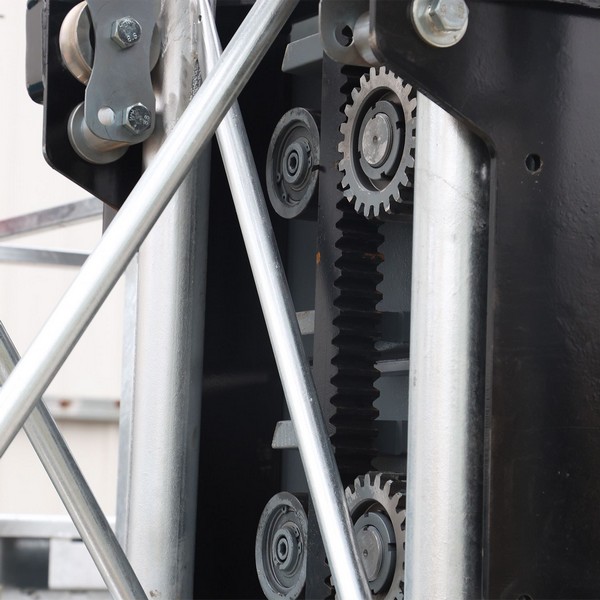 rack and pinion of mast climber